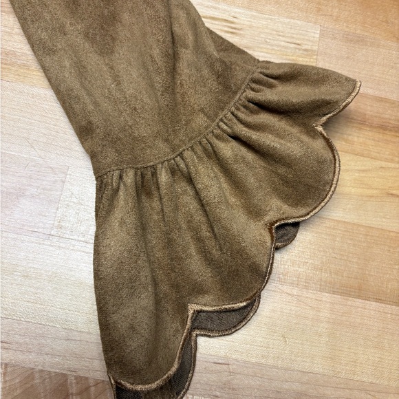 Y2K Coldwater Creek scalloped Camel faux suede Button-Up Shirt - Picture 4 of 9